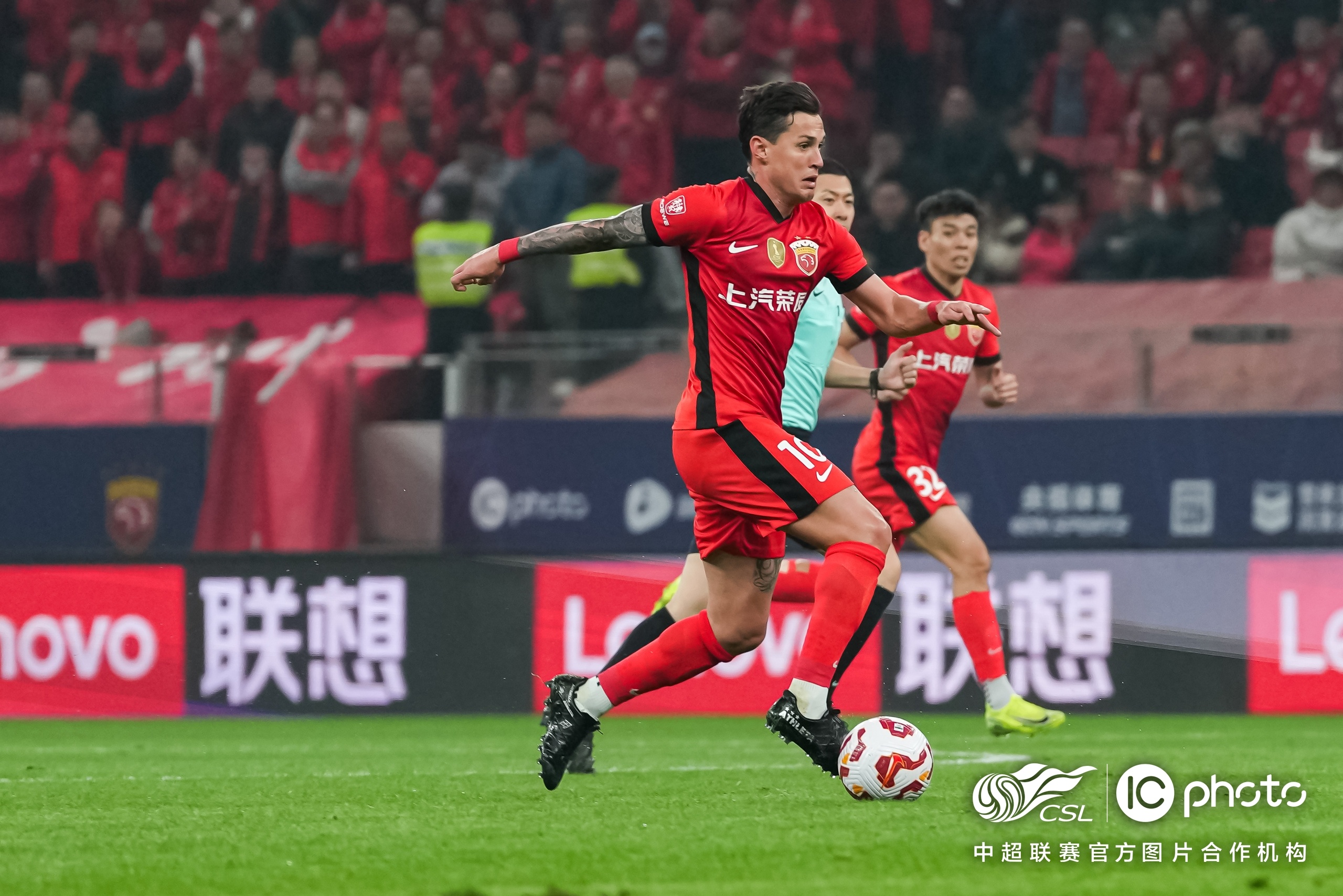 包含里程碑夜！里昂豪取连胜；足总杯国际比赛日刷纪录；信心回归；数据趋势出现新变化的词条