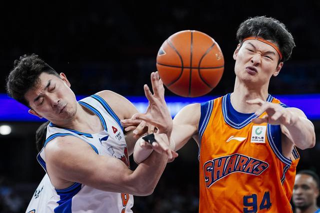 实时比分查询-冲刺阶段CBA常规赛焦点战，上海久事主帅复盘，底气十足，阵容厚度经受考验的简单介绍