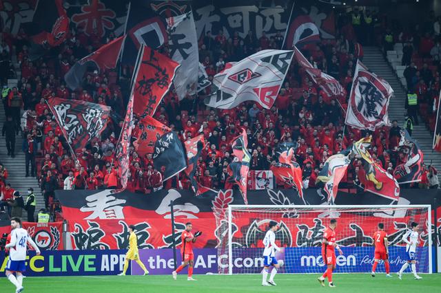 全明星赛今夜再迎强敌，上海申花豪取连胜，主帅态度：球迷炸锅，赛季目标并未改变的简单介绍